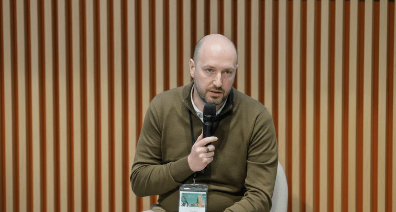 CEO Theta qui deveient Travel Tech